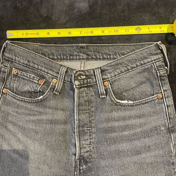 Vintage high waisted black washed Levi’s Jean - Picture 6 of 6